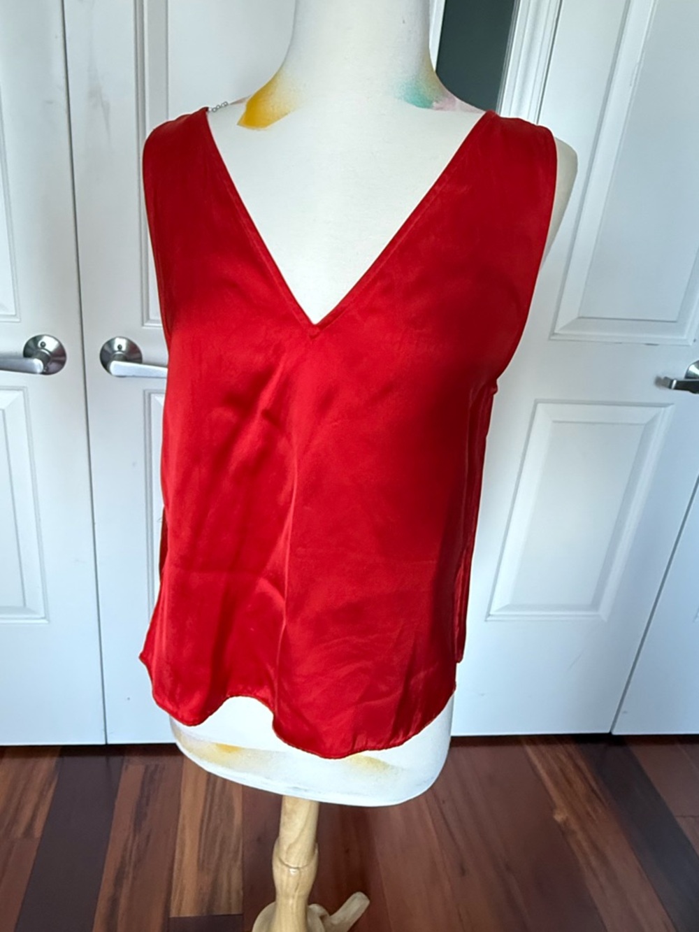 NWOT Stine Goya Red V-Neck Sleeveless Women's Top